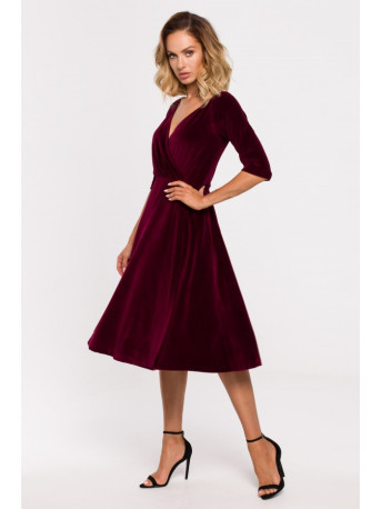 M645 Aksominė aptempta midi suknelė - kaštoninė