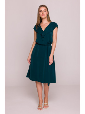 S411 Sleeveless dress with ruffled neckline - green