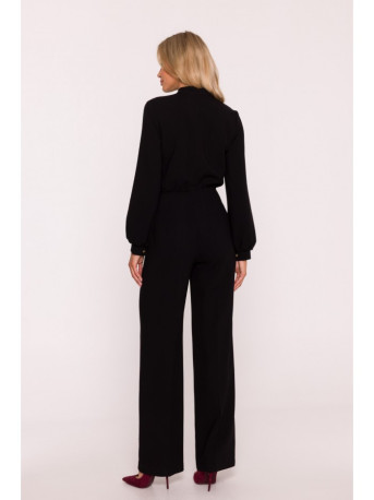 S420 Jumpsuit with a ruffle - black