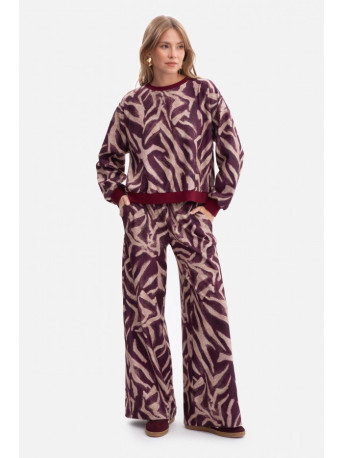 B302 Print knit trousers - model 2