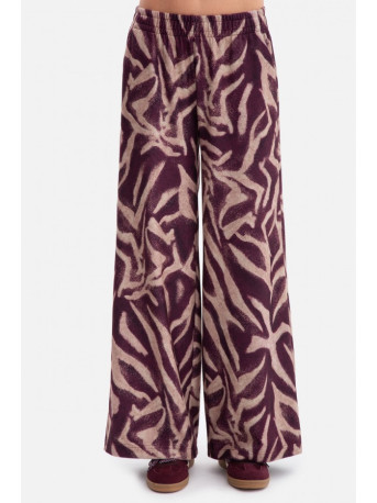 B302 Print knit trousers - model 2