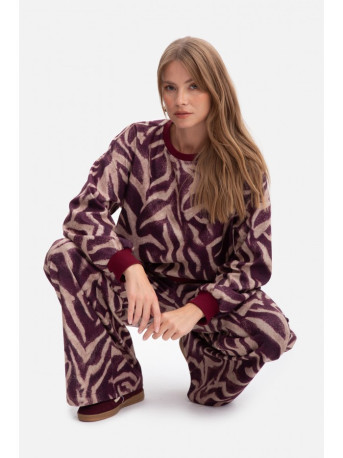 B303 Print knit sweatshirt - model 2