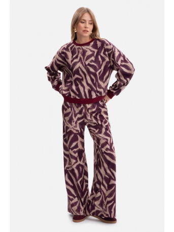 B303 Print knit sweatshirt - model 2