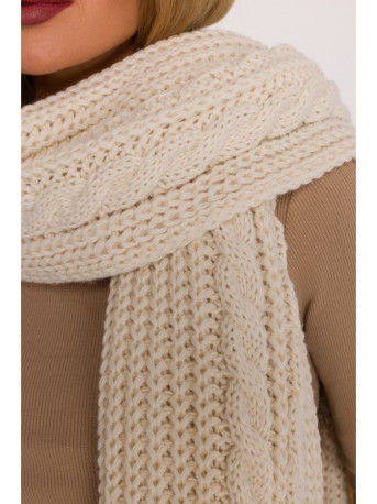 M898 Cable knit scarf - ecru