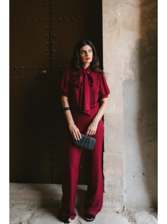 S421 Jumpsuit with a tie bow - maroon