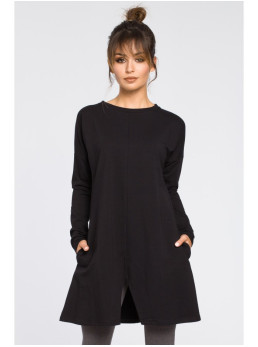 B042 Tunika su skeltuku priekyje - juoda