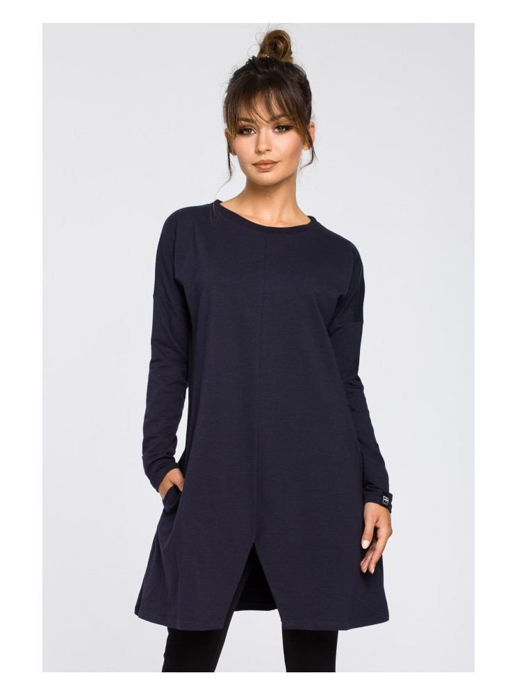 B042 Tunika su skeltuku priekyje - tamsiai mėlyna