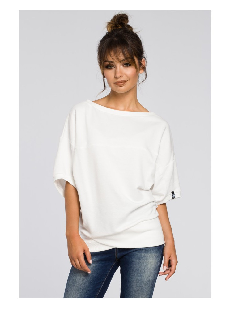 B048 Didelė palaidinė su užsegamu priekiu - nebalinta