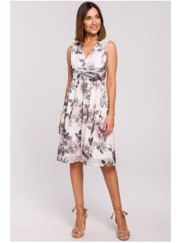 S225 Šifono suknelė gilia iškirpte - spalva