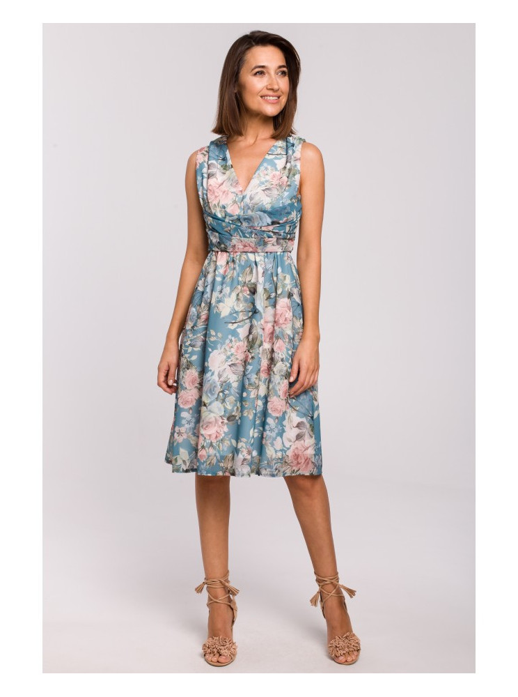 S225 Šifono suknelė gilia iškirpte (4 modelis) - spalva