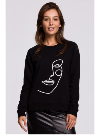 B167 Džemperis su priekiniu spaudu - juoda