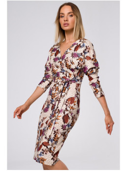 M524 Raštuota trikotažinė suknelė su apgaubiančia viršutine dalimi ir dirželiu - spalva