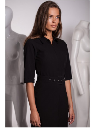 S231 Suknelė su apykakle ir diržu su sagtimi - juoda