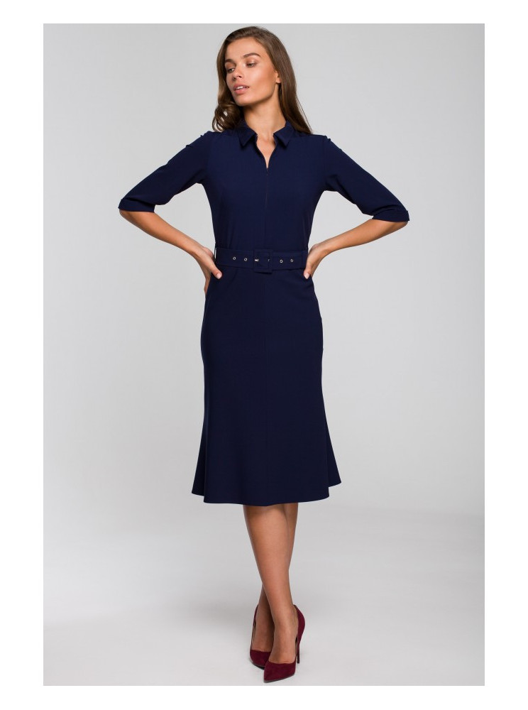 S231 Suknelė su apykakle ir diržu - tamsiai mėlyna