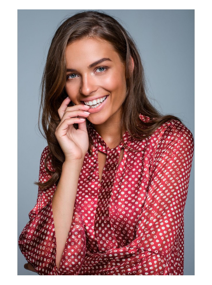 S237 Šifono suknelė su asimetrišku raštu - spalva