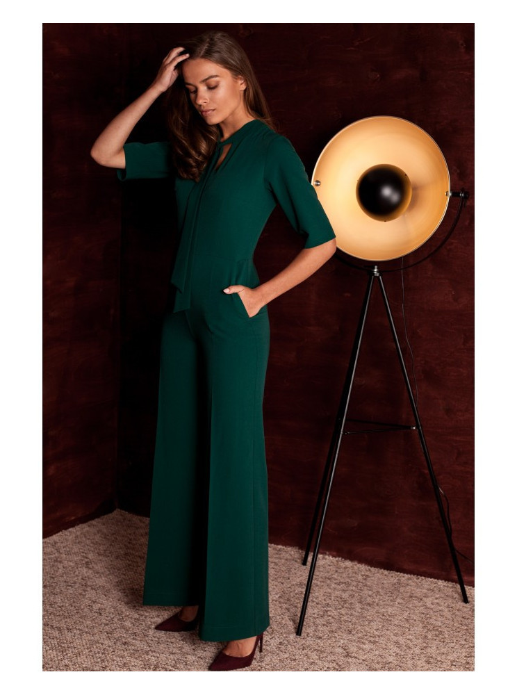 S243 Elegantiškas kombinezonas su kaklaraiščiu - žalia