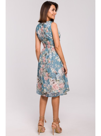 S225 Plunge-neck chiffon dress - model 4