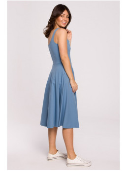 B218 Priglundanti ir platėjanti suknelė be rankovių - mėlyna