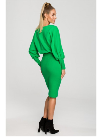 M690 Megzta suknelė su žaliu akcentu - žalia