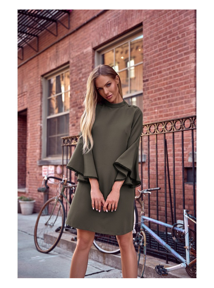 M698 A silueto suknelė su angelo rankovėmis - chaki