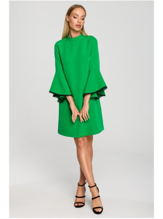 M698 A silueto suknelė su angelo rankovėmis - žalia