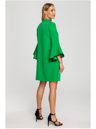 M698 A silueto suknelė su angelo rankovėmis - žalia