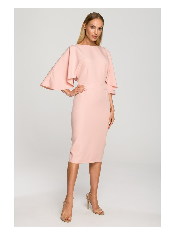 M700 Prigludusi suknelė kimono rankovėmis - pudros