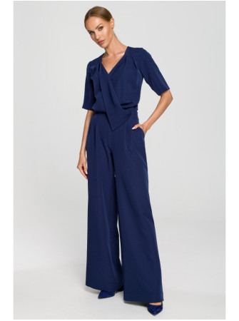 M703 Kombinezonas su dekoratyvine V formos iškirpte - tamsiai mėlyna