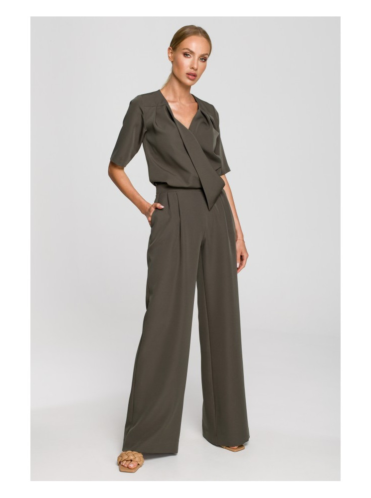 M703 Kombinezonas dekoratyvia V formos iškirpte - chaki