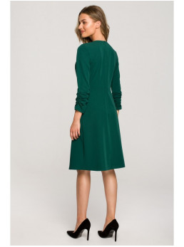S325 Žaisminga suknelė su raišteliais - žalia