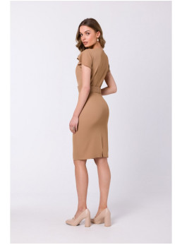 S336 Prigludusi suknelė su diržu - smėlio