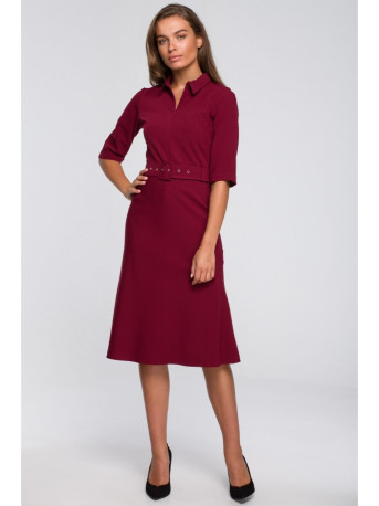S231 Collar dres with a buckle belt - maroon