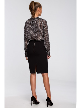 S235 Chiiffon blouse with a tie detail in the back - model 1