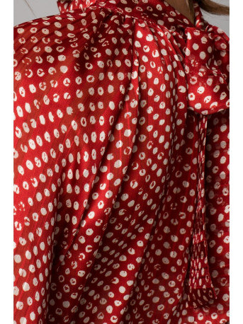 S235 Chiiffon blouse with a tie detail in the back - model 2