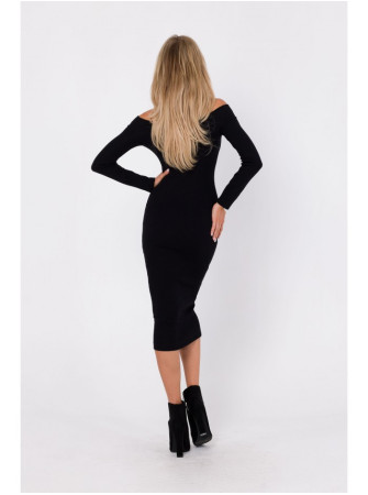 M757 Prigludusi suknelė atvirais pečiais - juoda