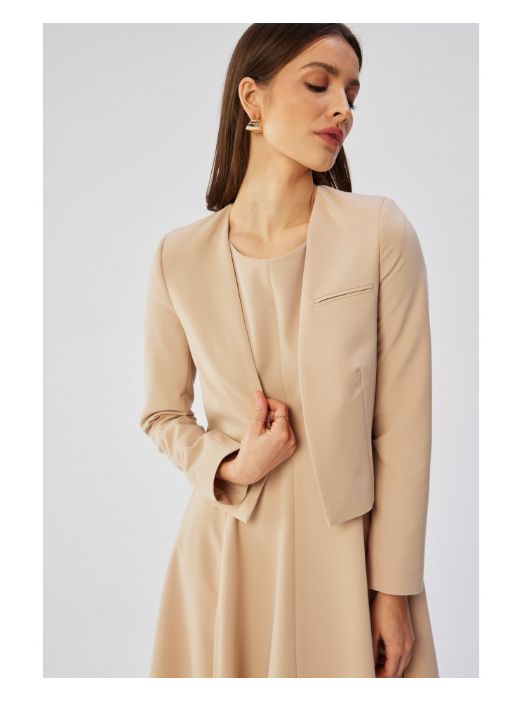 S368 Atviro stiliaus trumpas švarkelis - smėlio