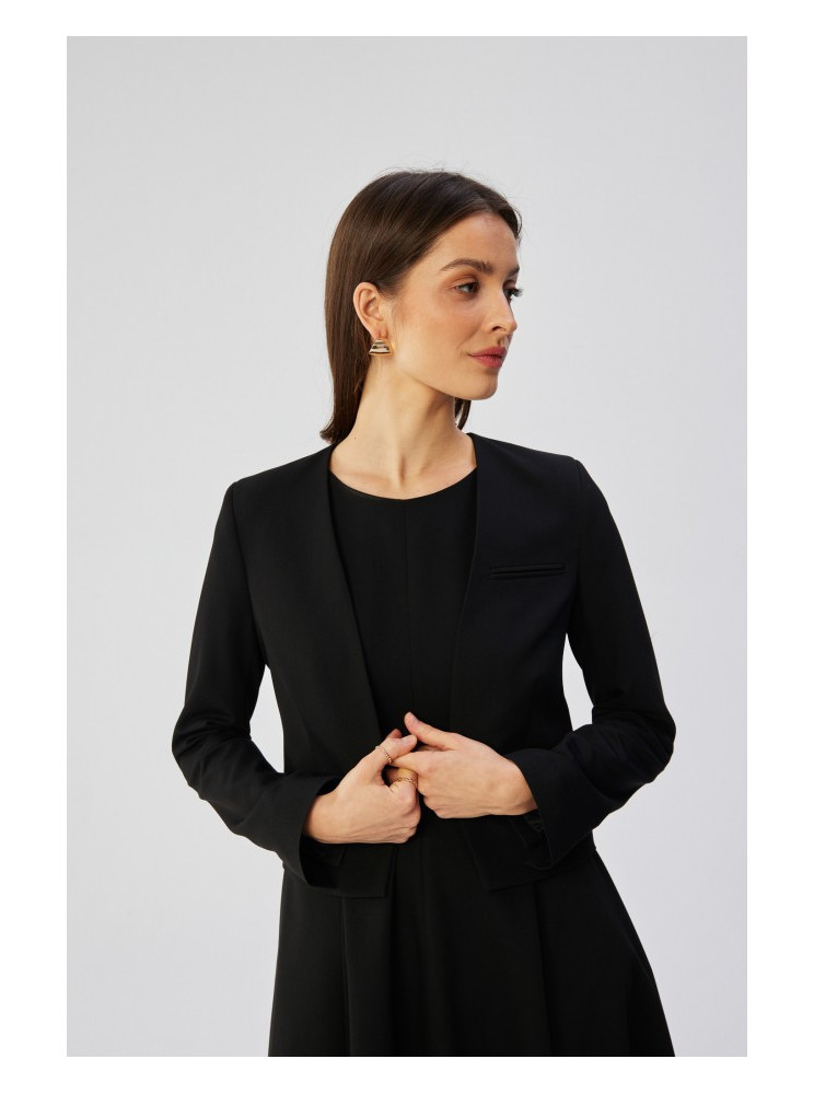 S368 Trumpas švarkas be užsegimo - juoda