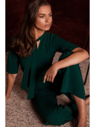 S243 Elegant jumpsuit with a tie neck - green