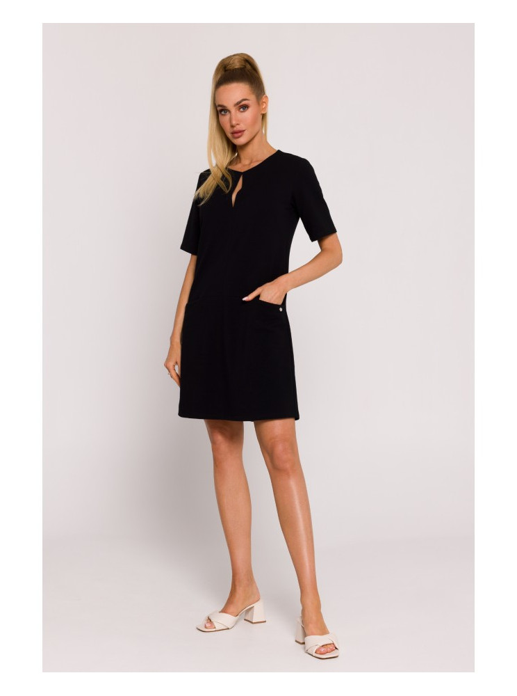 M788 Trapecijos formos suknelė su kišenėmis - juoda