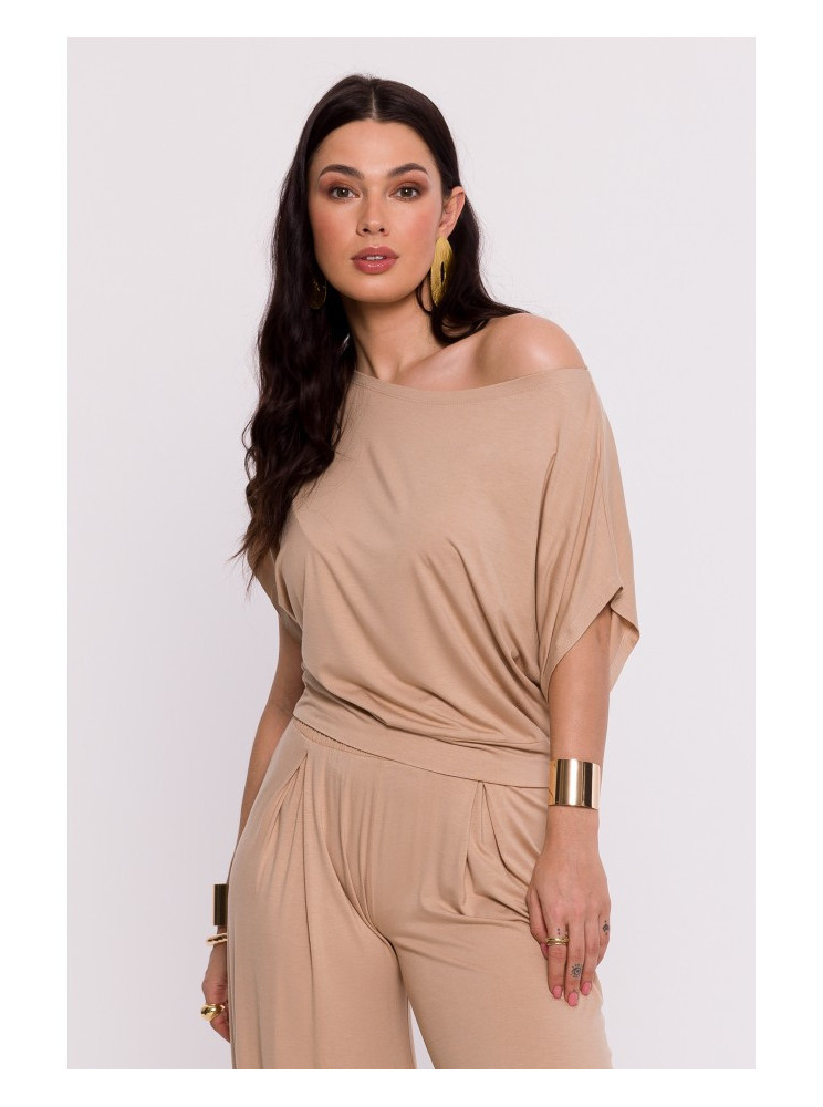 B287 Viskozinė palaidinė atvirais pečiais - kapučino