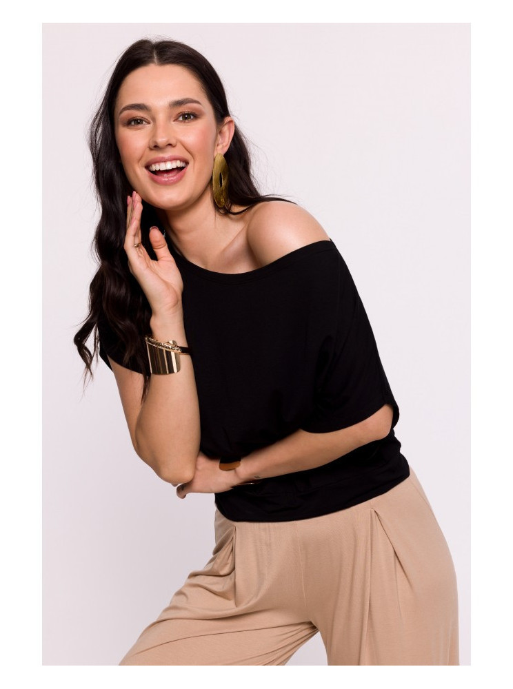 B287 Viskozinė palaidinė atvirais pečiais - juoda