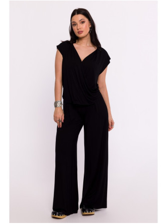 B288 Viskozinė palaidinė su V formos iškirpte - juoda