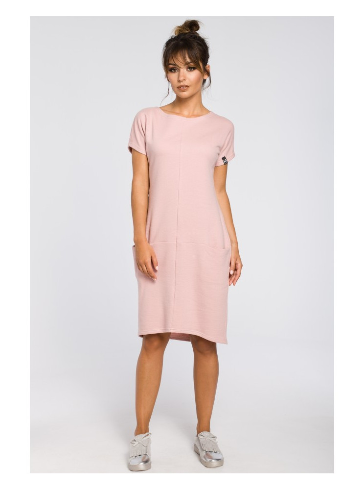 B050 Midi suknelė su kišenėmis - pudros