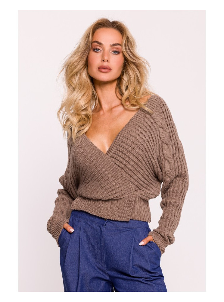 M809 Trumpas megztinis su V formos iškirpte - kapučino