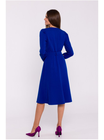 S378 Plazdančio silueto suknelė su diržu - karališka mėlyna