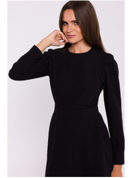 S378 Plazdančio silueto suknelė su diržu - juoda