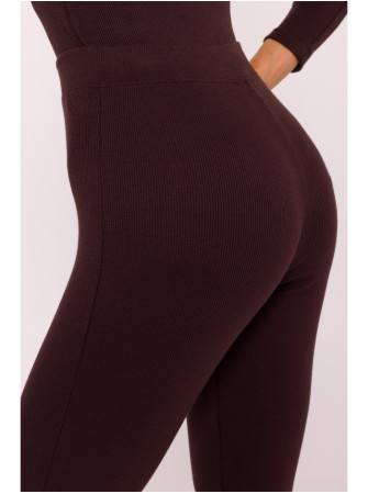 M816 Riebtiniai tamprės su skeltukais - ruda