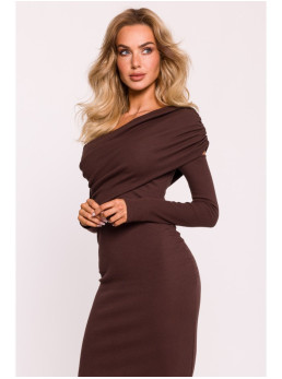 M820 Asimetriško kirpimo suknelė iš rib audinio - ruda