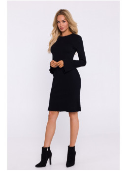 M821 Platiaraičių rankovių suknelė iš stambaus mezgimo - juoda