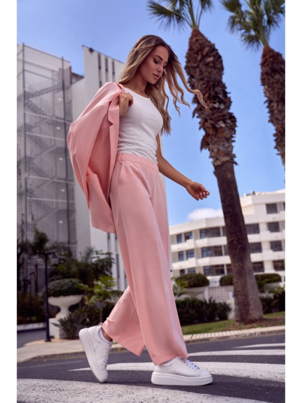 M570 Creased Leg Trousers - powder